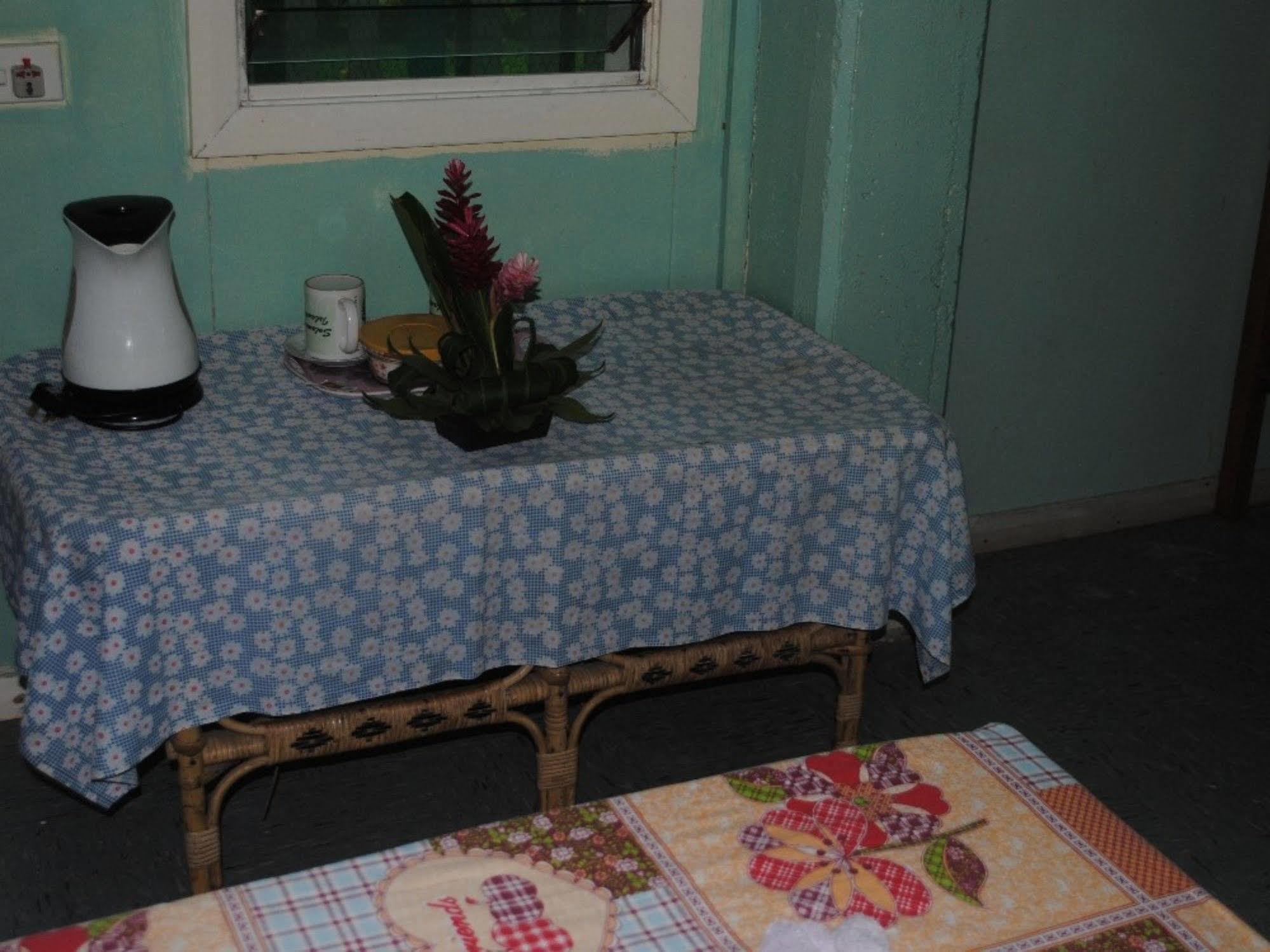 Rekona Lodge Gizo Bagian luar foto
