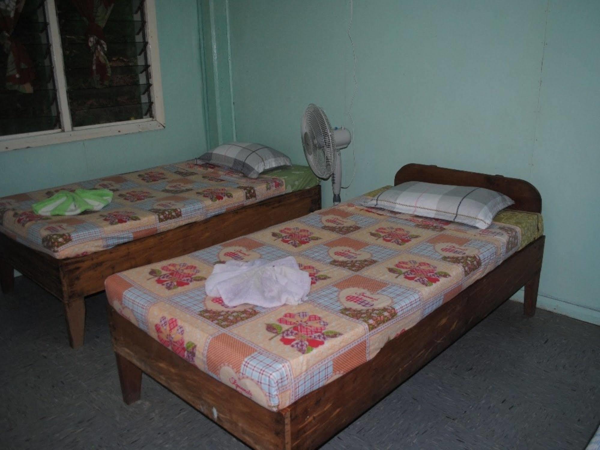 Rekona Lodge Gizo Bagian luar foto