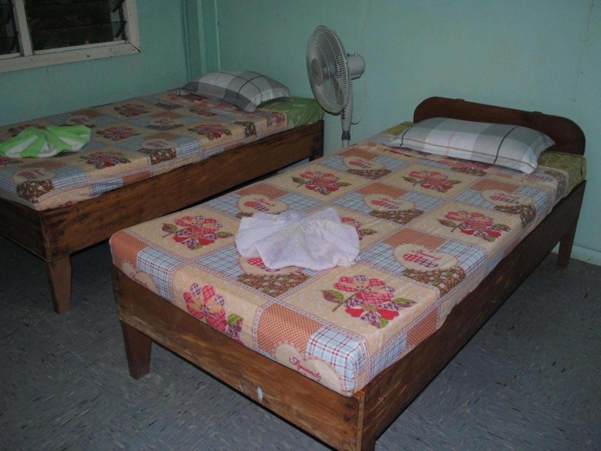 Rekona Lodge Gizo Bagian luar foto