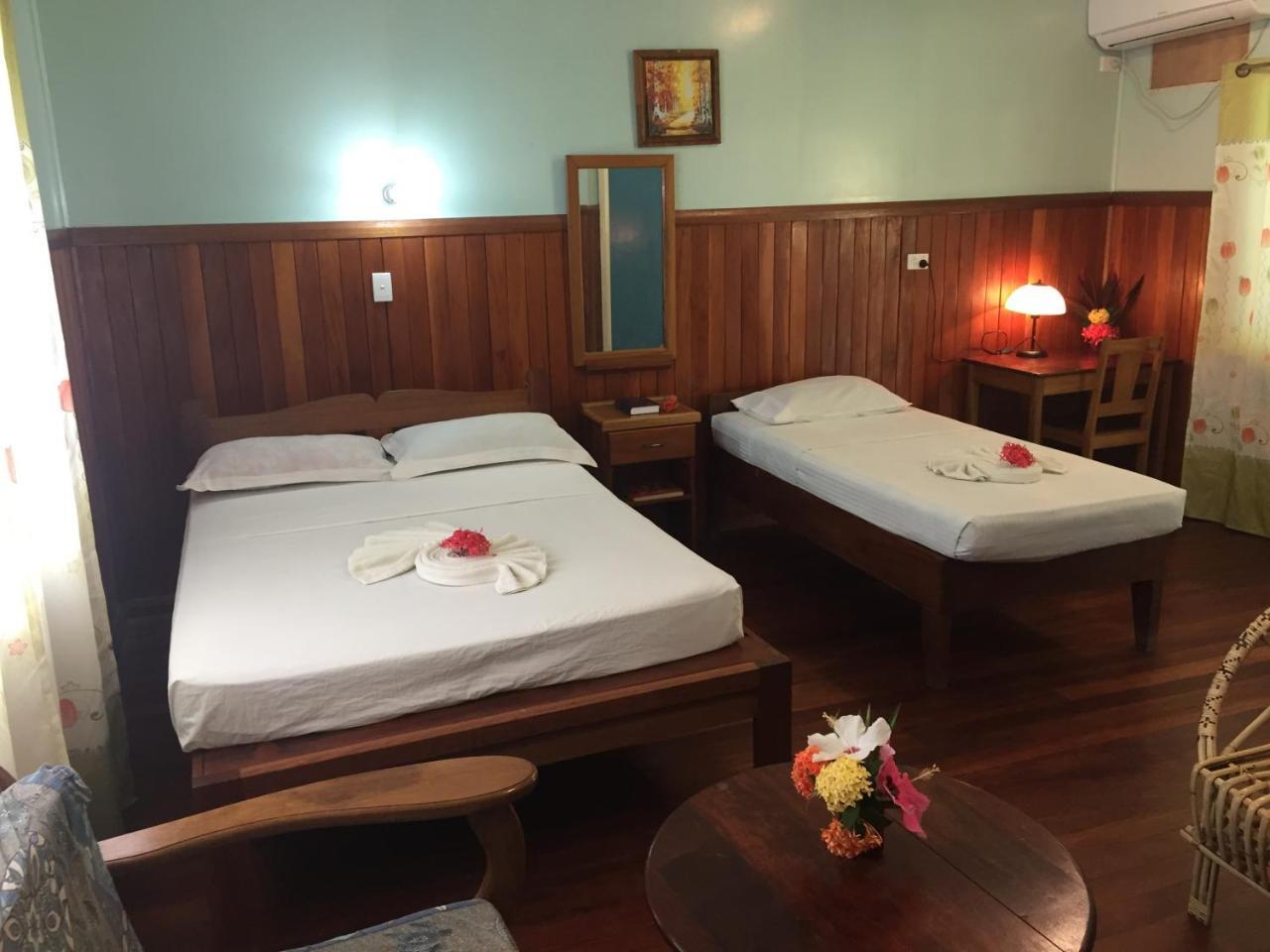 Rekona Lodge Gizo Bagian luar foto