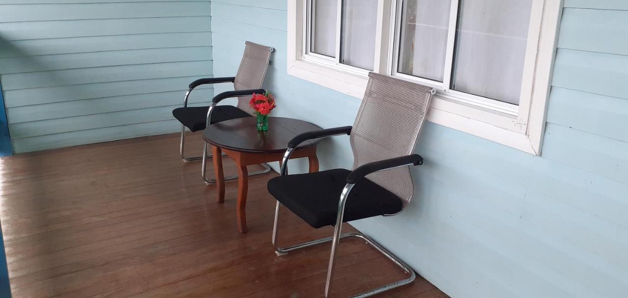 Rekona Lodge Gizo Bagian luar foto